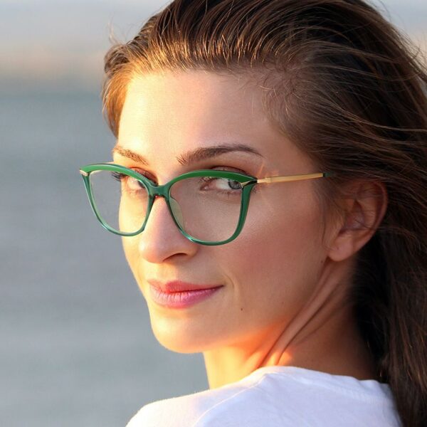 Tikool Eos' Soft Glow Glasses