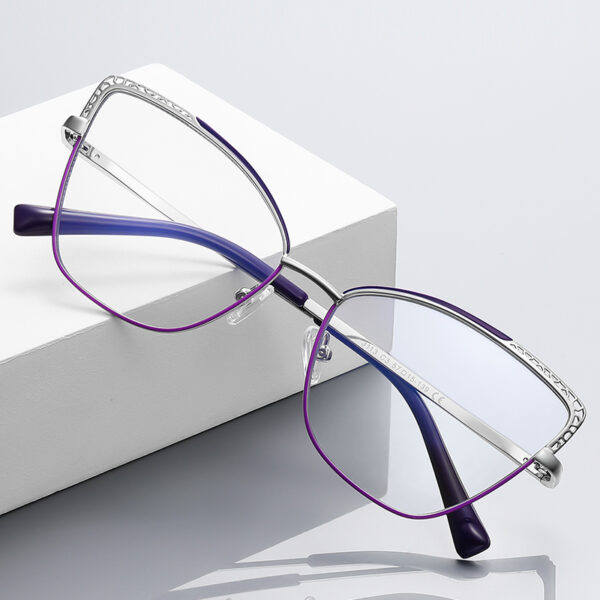 Tikool Hecate's Glow Glasses