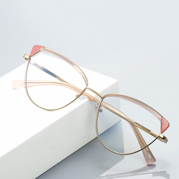 Tikool Lethe's Calm Glasses